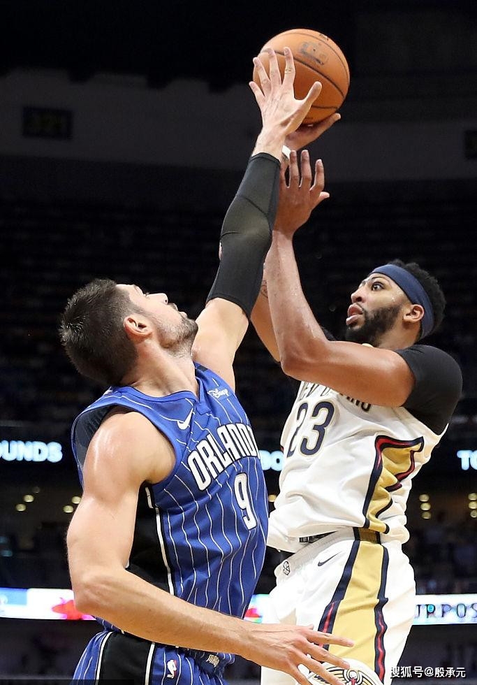 备受瞩目的 备受瞩目的