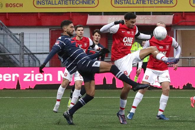 而反觀姆巴 而反觀姆巴